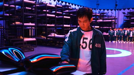 “This interplay of colors perfectly aligns with the tone of the scenes, emphasizing the tension and stakes involved.” - DP Kim Ji-yong